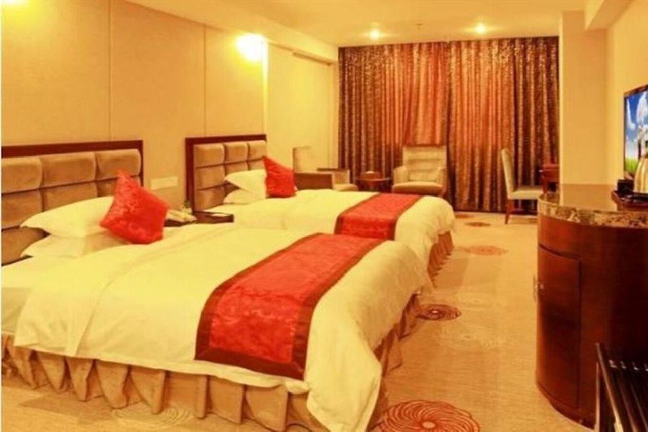 Langzhong Grand Hotel Shahepu Екстер'єр фото