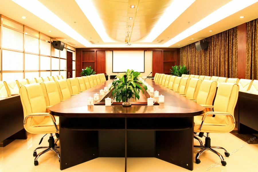 Langzhong Grand Hotel Shahepu Екстер'єр фото