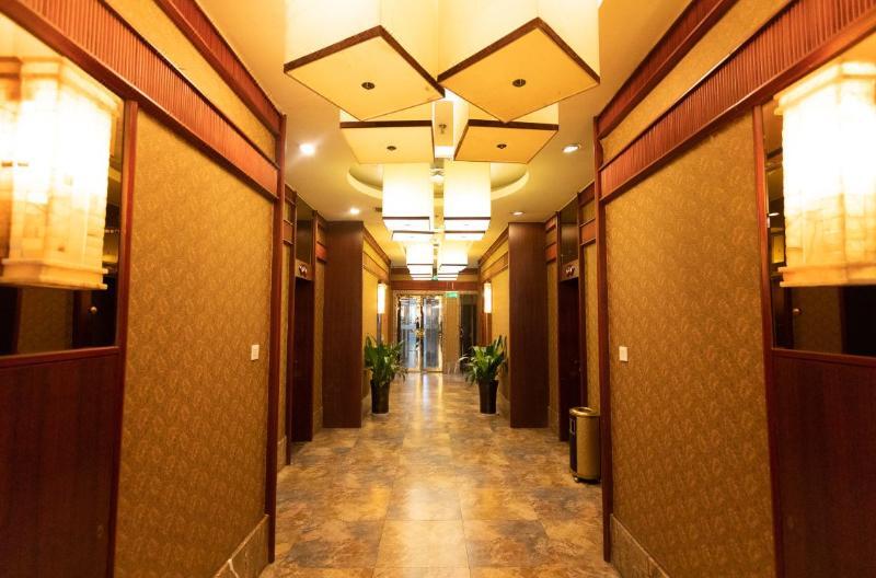 Langzhong Grand Hotel Shahepu Екстер'єр фото